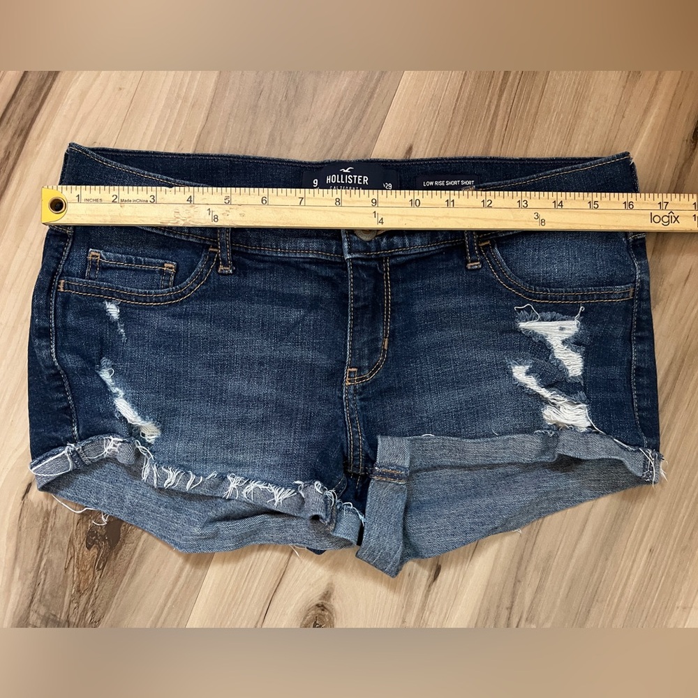 Hollister Jean shorts